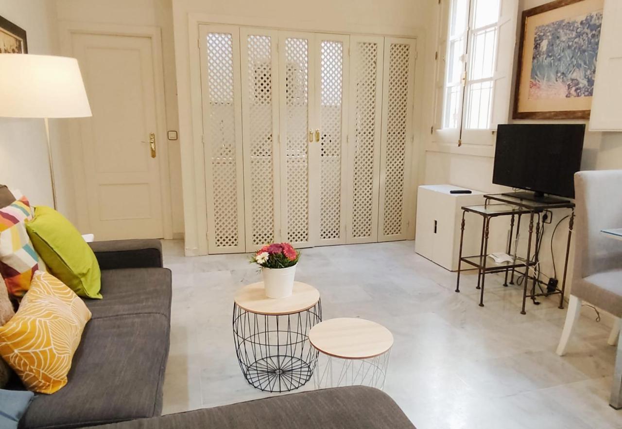 Homeyseville-Bright Apartment At Santa Cruz 4 Pax, Parking Optional 외부 사진