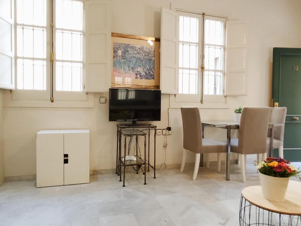 Homeyseville-Bright Apartment At Santa Cruz 4 Pax, Parking Optional 외부 사진