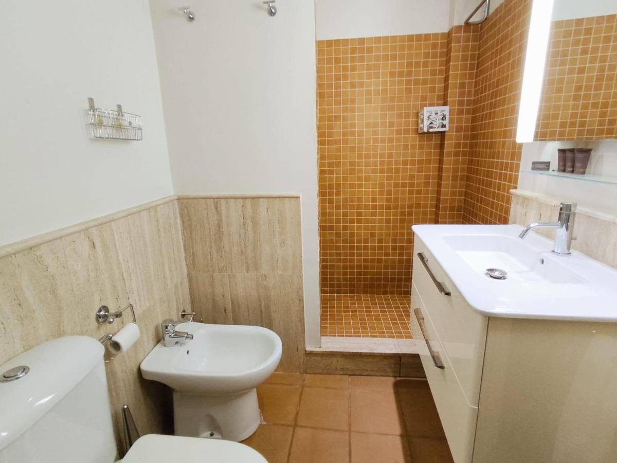 Homeyseville-Bright Apartment At Santa Cruz 4 Pax, Parking Optional 외부 사진
