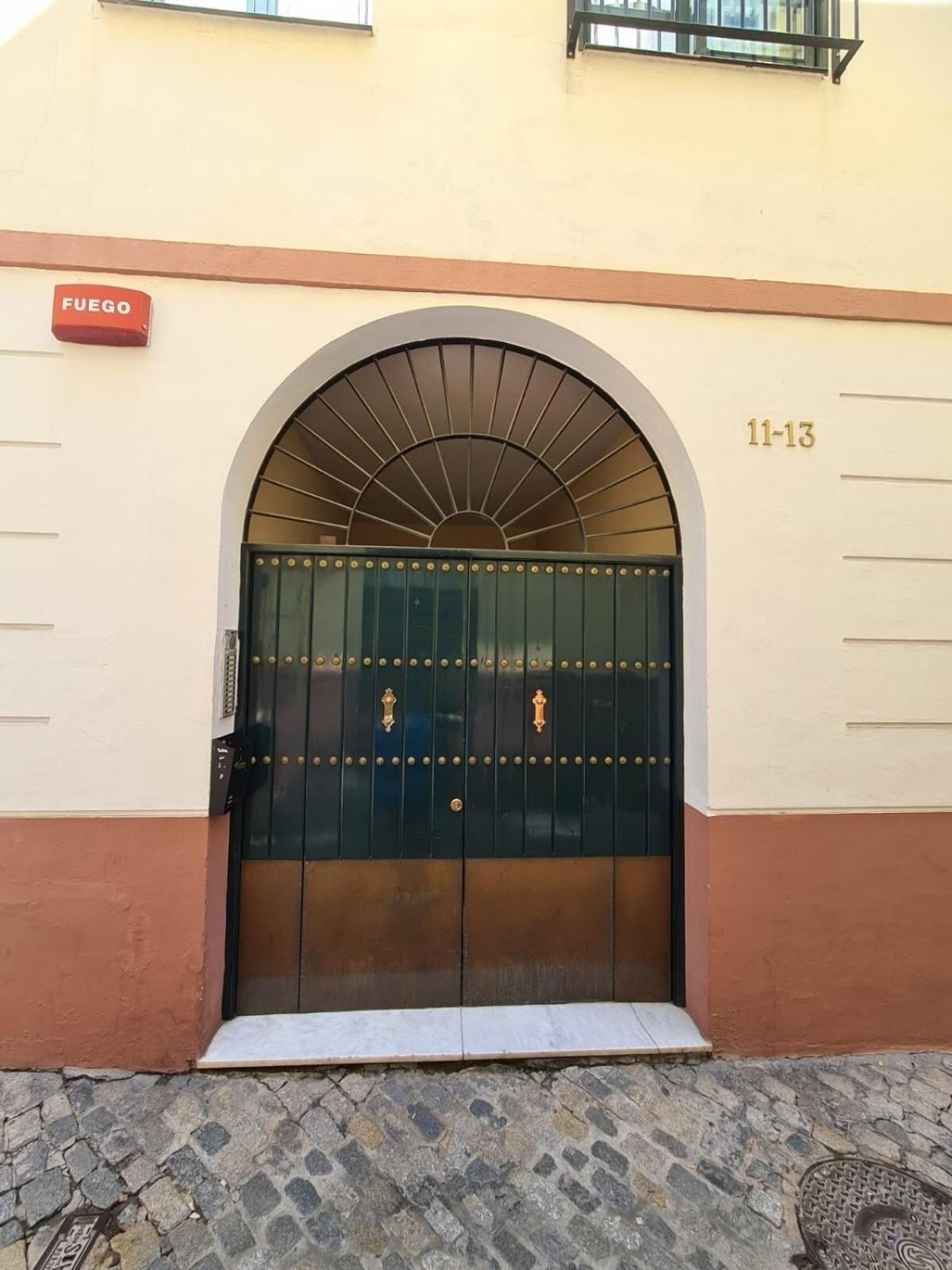 Homeyseville-Bright Apartment At Santa Cruz 4 Pax, Parking Optional 외부 사진